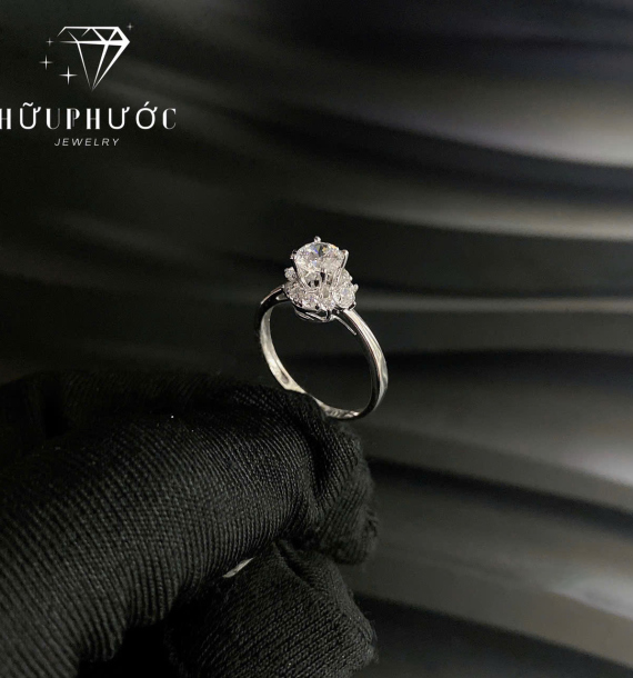 Nhẫn Nữ Vàng Trắng VT416 VT68