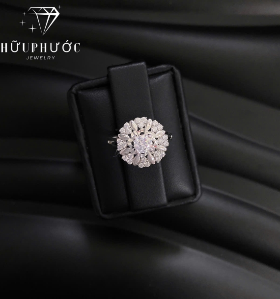 Nhẫn Nữ Vàng Trắng VT416 VT28